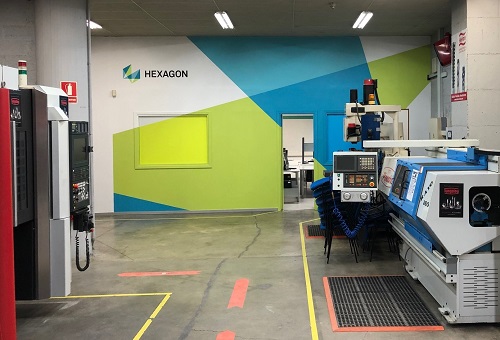Hexagon refuerza su colaboración con el CFP de Manresa Hexagon refuerza su colaboración con el CFP de Manresa