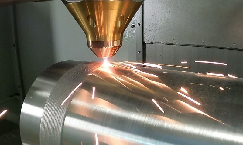 Manufactura hibrida Cabezal de impresión AMBIT DED de Hybrid Manufacturing Technologies. Imagen de Hybrid Manufacturing Technologies.