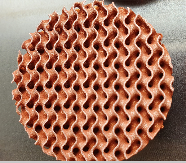 Diseño de estructuras intrincadas en cobre comercial por manufactura aditiva