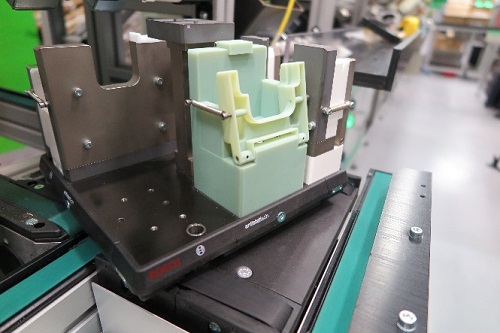 Imprimir piezas en la impresora Objet Connex de Stratasys permite realizar pruebas más rápidas y funcionales