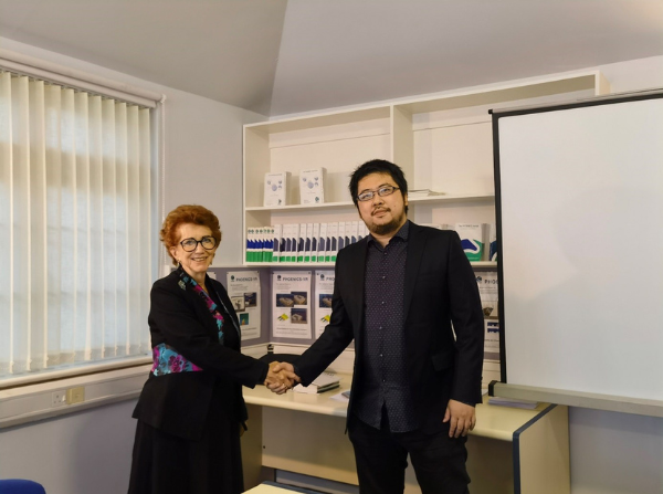 Colleen Iona Spalding y el Dr. Wenjun TAN